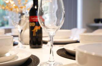 Spacious 3BR by Avalora Shortlets & Serviced Accommodations Queensway with big garden, Near train station - Foto 18