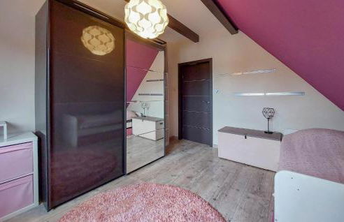 Lovely Home In Geispolsheim With Wifi - Photo 18