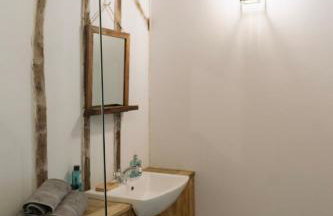 1 Henham Barns - Photo 19