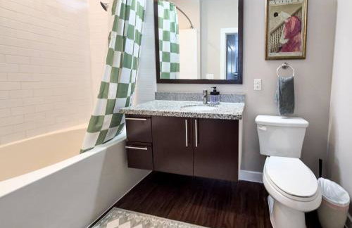 1st Floor 2B2B-Pool, Parking, Gym, 30mnt to Austin - Foto 12