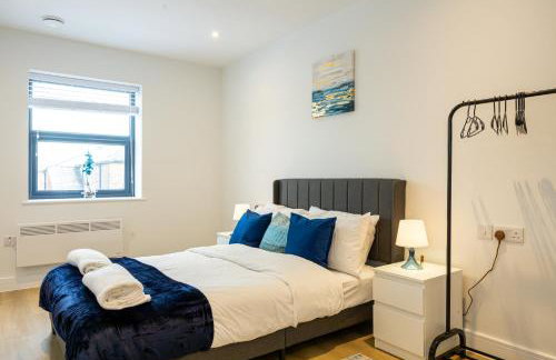 Modern 2 Bed near Wythenshawe Hospital and Manchester Airport With Parking - Foto 6