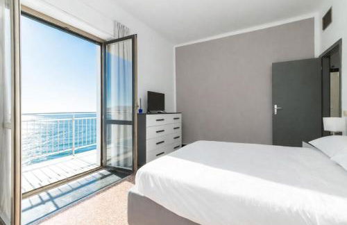 Villa 4 bedroom Vista Mare, Terrazza e Giardino - Foto 6