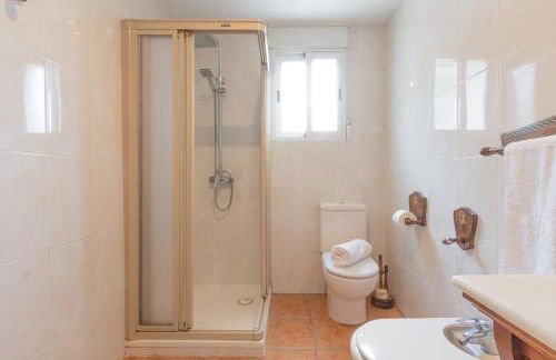 The Ocean Retreat - Beach Villa 30m next to the sea - Photo 11