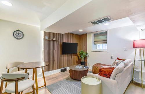 7even Clouds Éclair- Cozy basement nest near NE DC - Foto 28