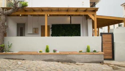 Alfa house w/ view & barbeque in Pythagorion - Foto 5