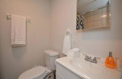 SuperValue Suite #2 @ East End Revitalized - Foto 3