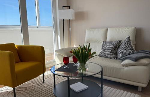 FeWo "Freiheit" - Panoramablick - großer Balkon, ganzjährig zu nutzen - schnelles WLAN - Parkplatz - 300 Meter zum Strand - Foto 1