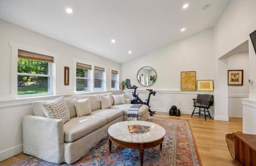 Modern Mid-Century Retreat - Foto 21