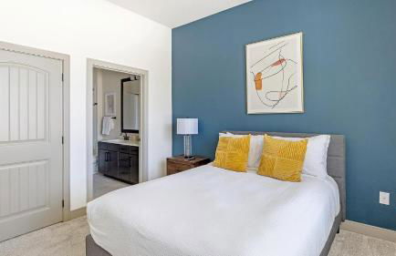 Landing Stylish 2BD Clubhouse Courtyard - Foto 13