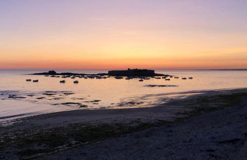 Loriot1- Appartement vue mer sur le fort bloqué ploemeur - Foto 15