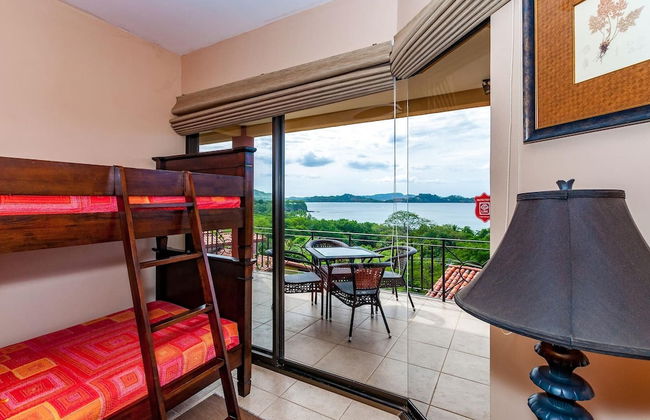 Big Hillside Villa in Potrero With Pool and Panoramic Ocean Views - Photo 3