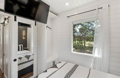 The Lonely Bull Luxury Container Home on 5 Acres - Foto 11