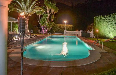 Lilia Barajas - Photo 12