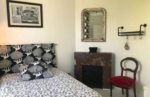 LES HORTENSIAS Spacieuse Maison en ardoise du pays FIBRE - Foto 43