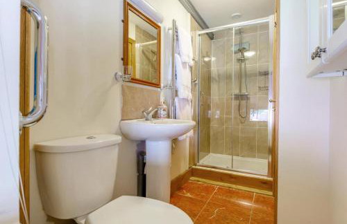 1 Bed in Piltdown oc-t36330 - Photo 10