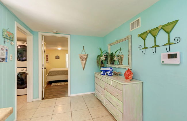 Cottage Haven-one Minute Walk To The Beach-private Yards-keyless Locks - Foto 27