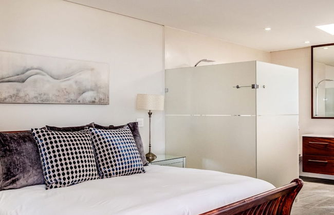 Seaside Elegance at Numa Villa - Foto 21