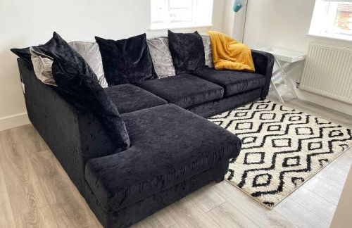 Exclusive 1 and 2 Bedroom Flats only 0,5 miles aw - Foto 66