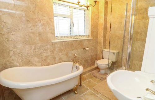 Ivys End Boutique Chic Manor Cottage Elegant & Sophisticated Retreat in Loughborough offering 3bedrooms - Foto 20