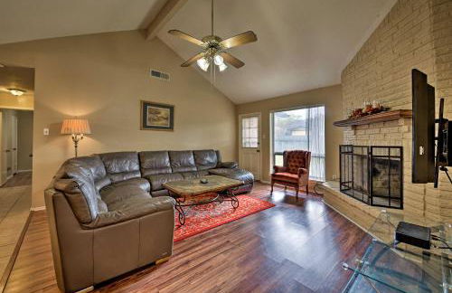 Pet-Friendly Missouri City Home with Fenced-In Yard! - Foto 4