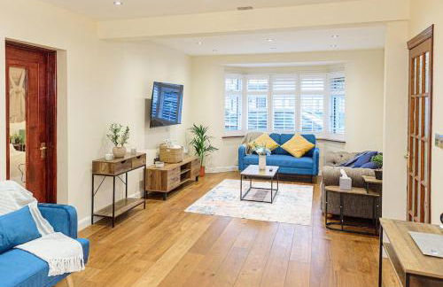 4 Bed 2 Bath, station, parking, long stays - Foto 11