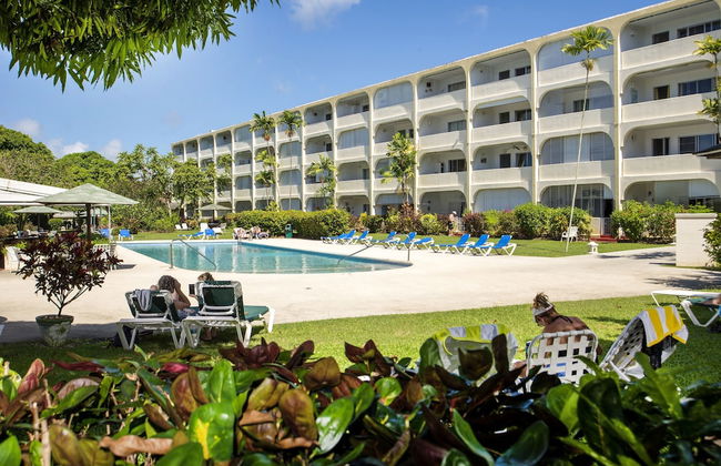 Ground Floor Apartment Located in Hometown, 5 min Walk to the Beach - Foto 1