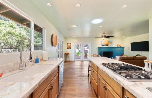 Azure Grove - Pebble Beach Tranquility for a Family of 8 - Foto 11