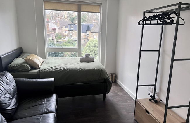 Remarkable 1-bed Apartment in London With Balcony - Foto 2