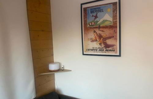 Méribel 2 pièces avec cabine, centre, proche commerce et pistes avec parking et wifi état neuf - Foto 17