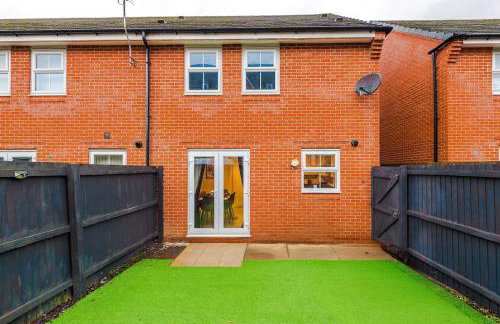 NEW! Presented by LTJ Prime Key Properties, Driveway Parking, Free WiFi - Foto 15