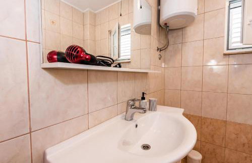 Apartmani Marina - Photo 38