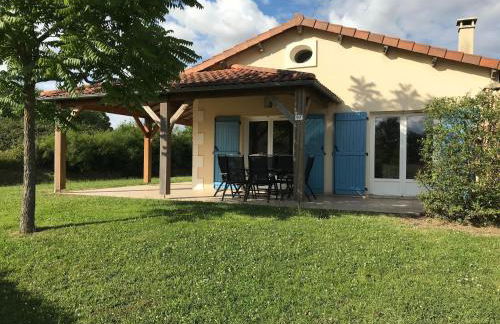 Villa in Les Forges with Pool & Golf Access - Foto 8