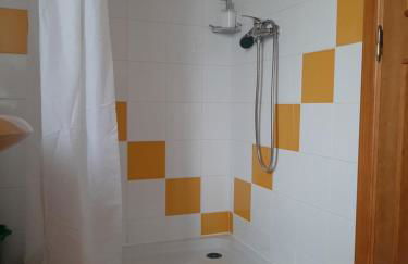 Beautiful house and garden at Serra da Estrela, perfect for groups and families - Foto 15