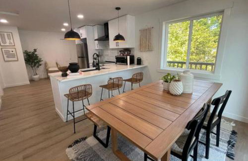 3-bedroom Cozy Waterfront Cottage - Foto 10