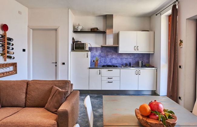 2 bedroom Apartment in Bellano with garden and terrace - Photo 7