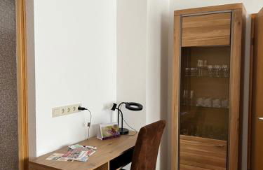 Sehr schöne Wohnung,komplett neu eingerichtet - Foto 9