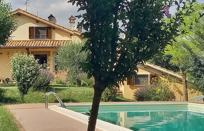 Sale! Beautiful 2-bed Apartment With Pool Access - Photo 10