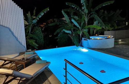 Valantas Garden Suite - Photo 1