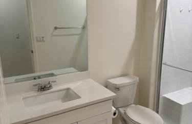 Elegant Retreat with Private Luxurious Gen Suite - Foto 15