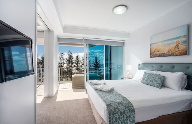 Reflection Tower Two - Photo 10