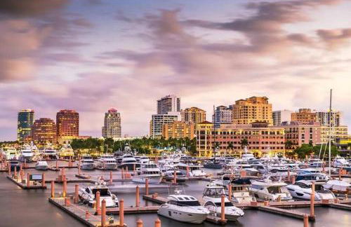 Modern 3BR, Pet-Friendly, WiFi, Washer & Dryer - Foto 27