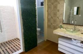 Casa aconchegante com 2 quartos com ótima localização em Guarapari - Foto 5