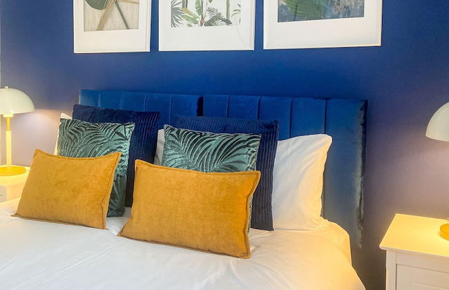 Phoenix House - Photo 11