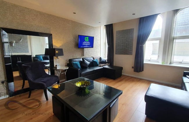 Contractor Bookers at Infinity Apartments - Foto 4