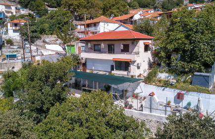 Traditional House Maries - Photo 4