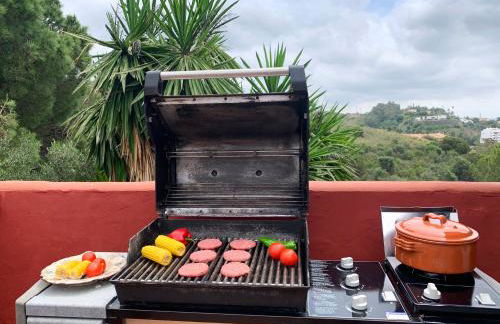 VILLA NABRISA MARBELLA, 5 BEDROOM, PRIVATE POOL, GARDEN, BBQ - Foto 59