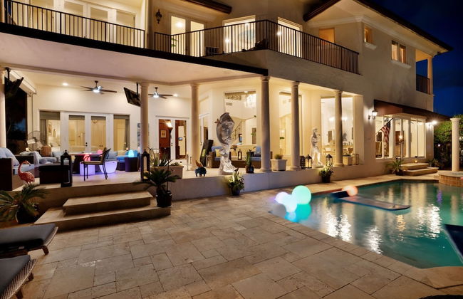 Luxury Home Villa D' Amore Southern Florida Paradise Sleeps 10 5 Bedroom Villa by RedAwning - Foto 32