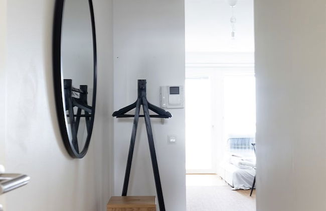 2ndhomes Central 1BR Apartment w Balcony - Foto 4