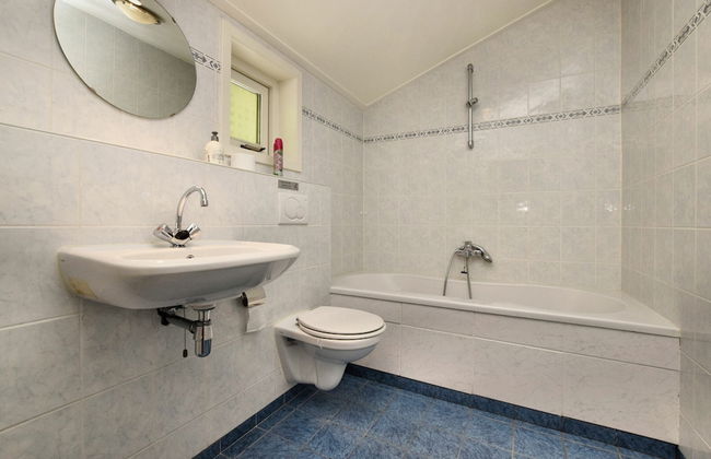 Chalet in Odeigne With Private Pool & Sauna - Foto 32