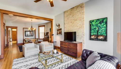 Garage Parking - Vintage Charm - and a Fabulous Location! Easily Enjoy the Best of Chicago! - Foto 4